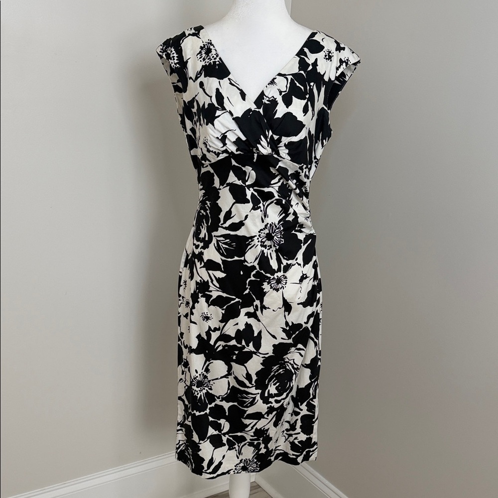 LAUREN Floral Black and White Dress size 6